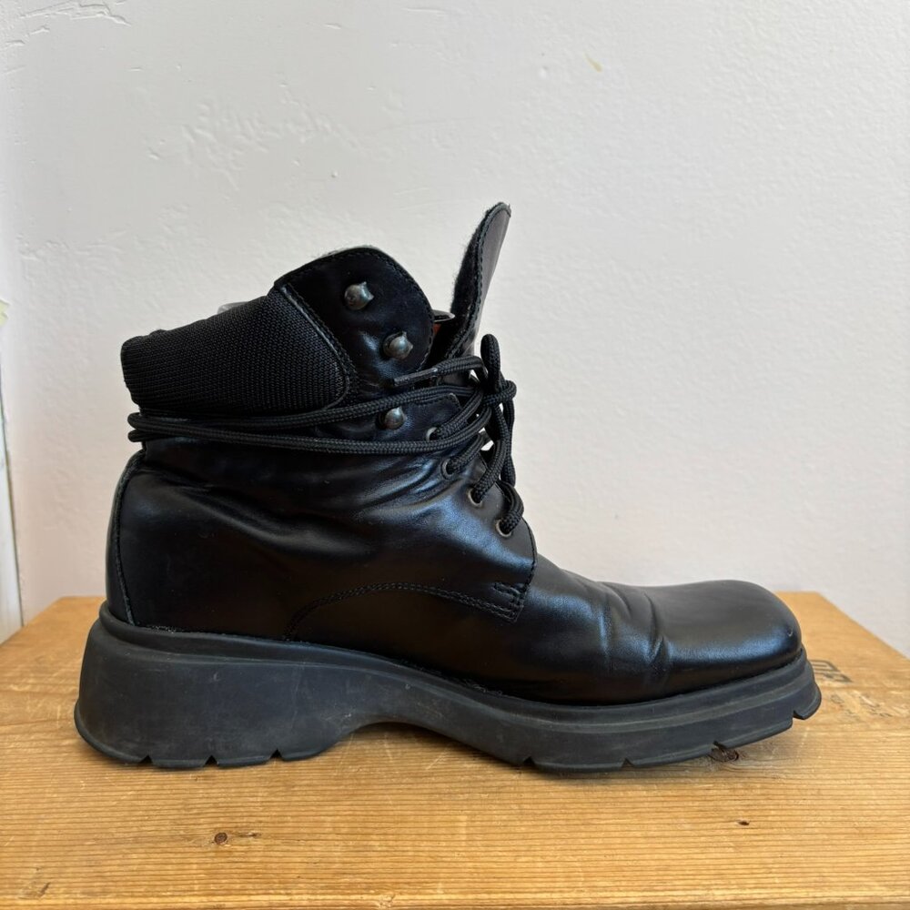 Black square toes ankle boots